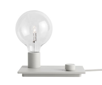Lampe, Muuto, Muuto control bordlampe i grå 

Muuto Control Bordlampe - Grå. Designet af TAF Archite