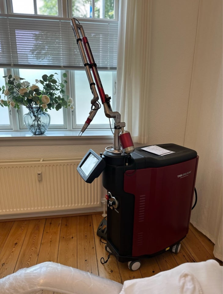 Andet, Tatoveringsfjernelse , Tri-beam Nd yag laser