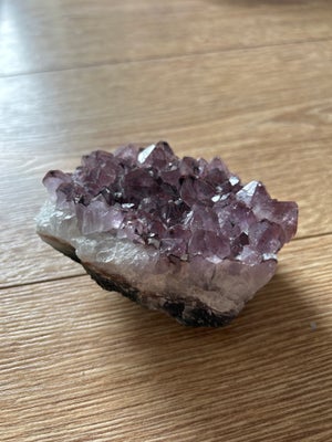 Smykker og sten, Ametyst krystal, Stor krystal ca 7x5 cm 