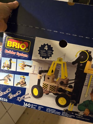 Brio Builder, Cirka 180 dele i kassen. 20 dele mere end oprindeligt. Fedt legetøj til mange timers l