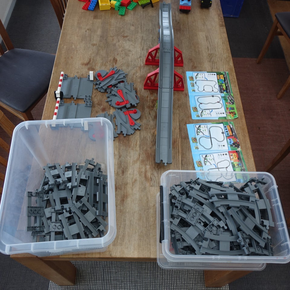 Lego Duplo, Legotogbane