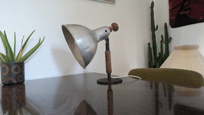 Arbejdslampe, Old factory – studio electric medical lamp in Bauhaus style.
1930's
Raw industrial loo