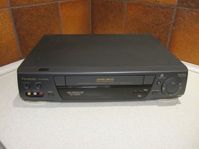 VHS videomaskine, Panasonic, NV-HD625, Perfekt, 
- Fin stand !
- Super Drive,
- NTSC playback,
- Hi-