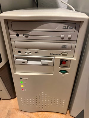 Andet mærke, 6x86, 24mb GB ram, 8gb GB harddisk, God, Hej. Sælger denne rigtig fine retro maskine. C