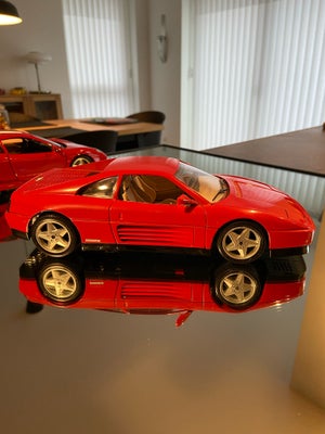Modelbil, Burago Ferrari 348 TB, skala 1:18, Super flot model fra Burago i skala 1:18
Uden fejl og m