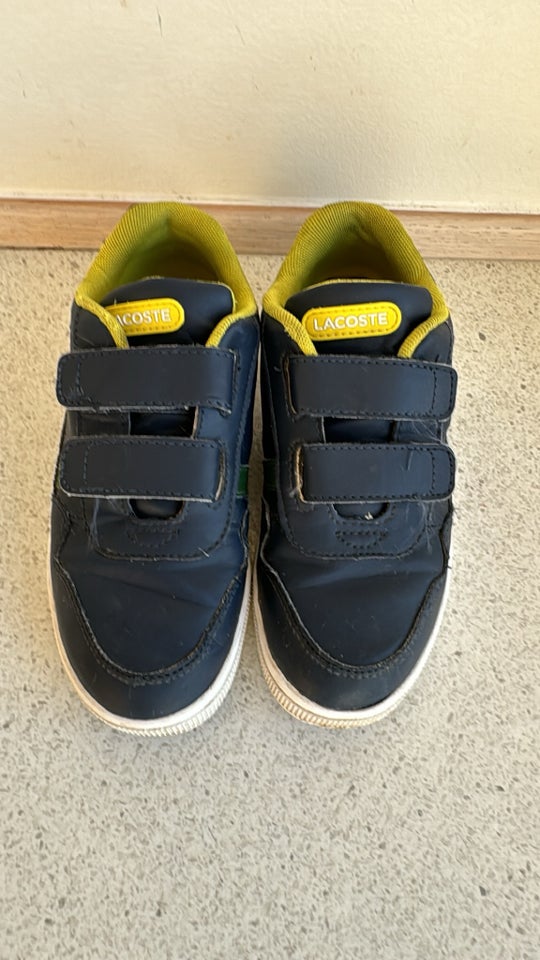 Sneakers, str. 30, Lacoste