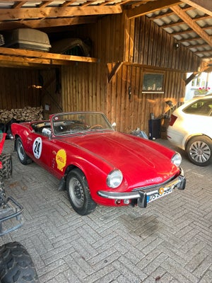 Triumph Spitfire, 1,1, Benzin, 1966, km 80540, rød, 2-dørs, Dejlig veteran bil som både har soft og 