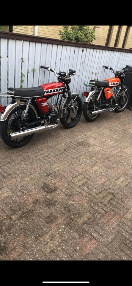 Yamaha Fs1, 1976, Rød og orange