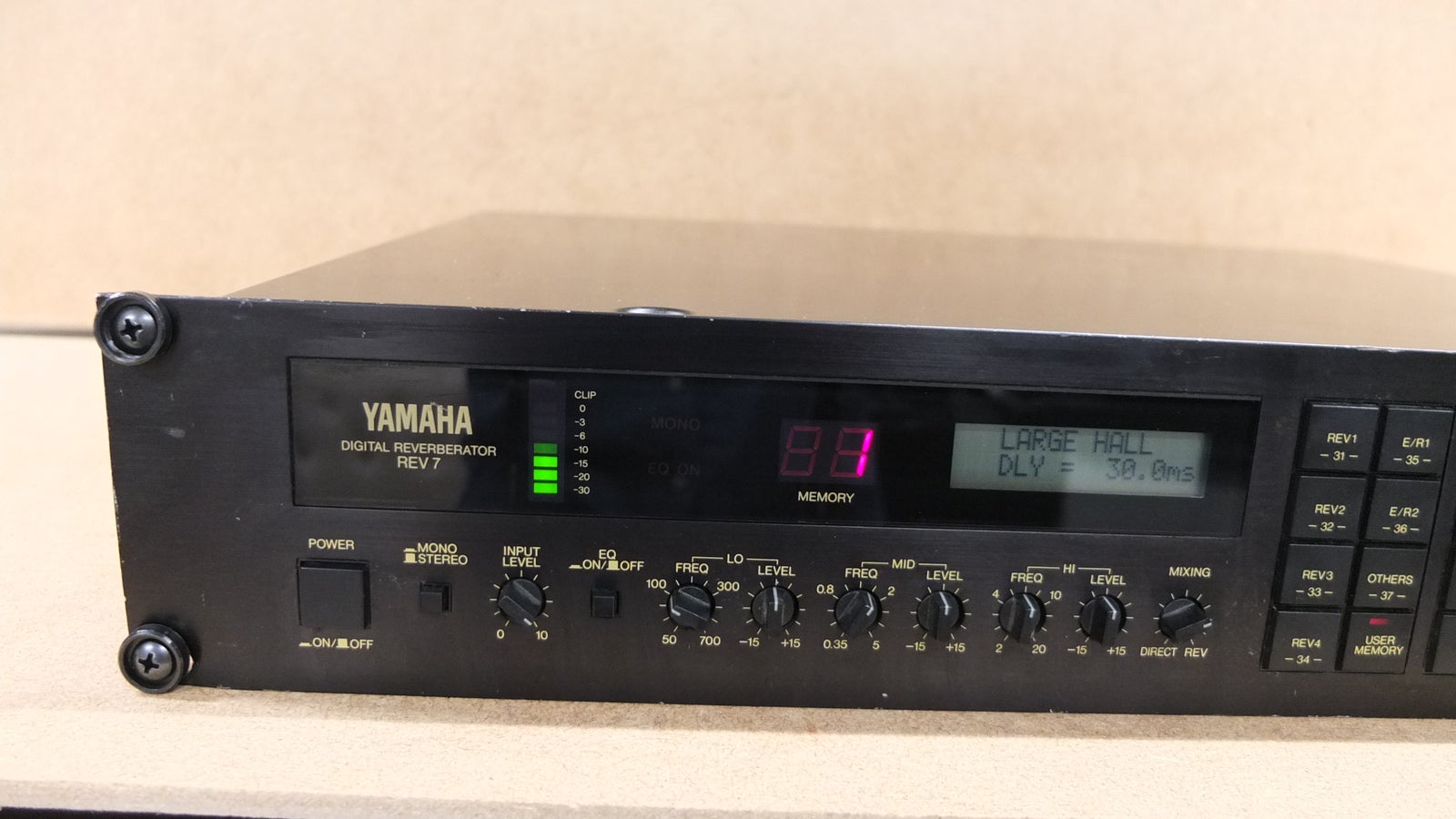 Digital reverb, Yamaha REV7