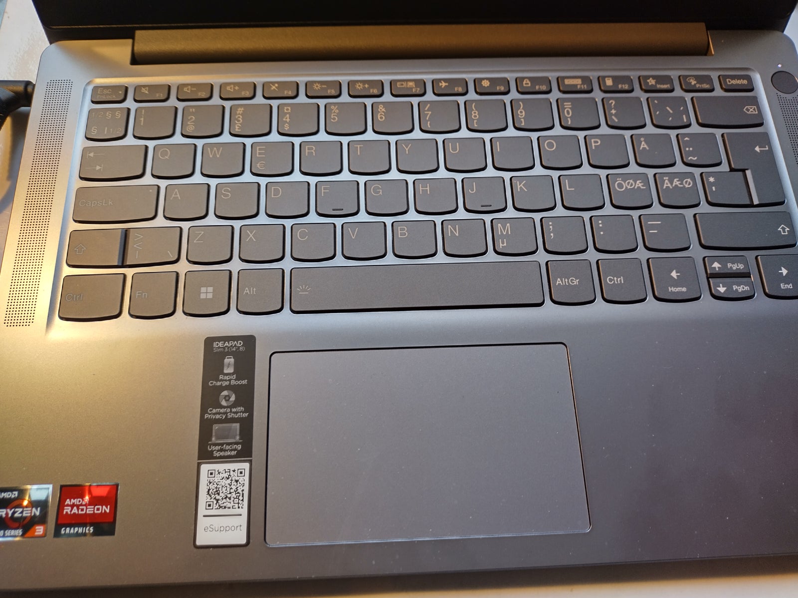 Lenovo Laptop 9UVFDAP9, Perfekt