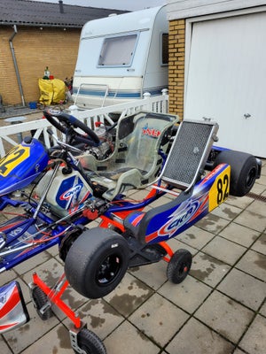 Gokart, Ckr, 125 ccm, Kz kart, Ckr/Crg. Motor Tm 10B. Motor kørt max 5 timer fra ny. Rammen kørt max