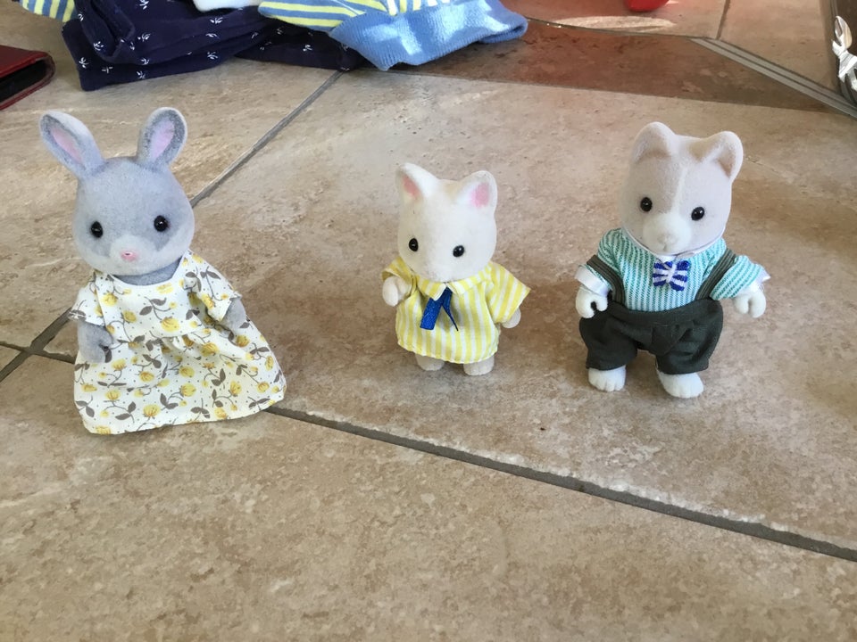 Sylvanian, Dukker