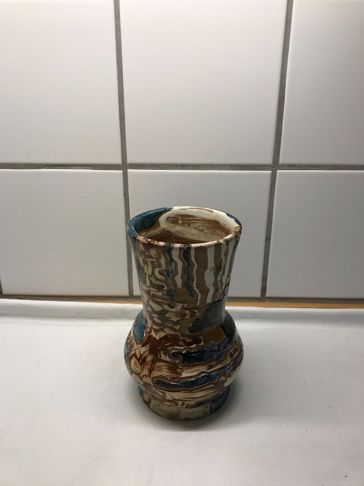 Vase, Keramik , 110 år gl.