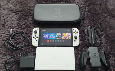 Nintendo Switch, Oled, Perfekt, Hejsa, jeg sælger den nyeste Nintendo Switch Oled som virker upåklag