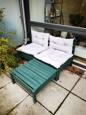 Loungesæt, VidaXL, I am selling this vidaXL garden lounge set because I am moving. I painted it last