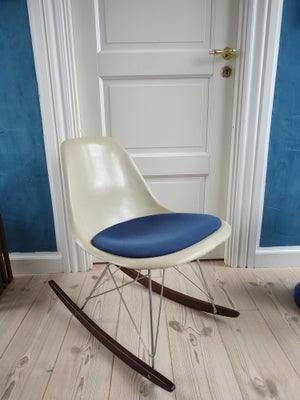 Eames, Rocking Chair, gyngestol, Super fed vintage Eames Rocking Chair med glasfibersæde og lækkert 