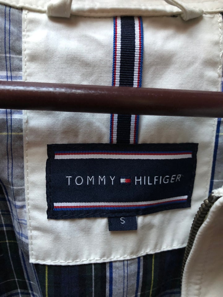 Jakke, str. S, Tommy Hilfiger