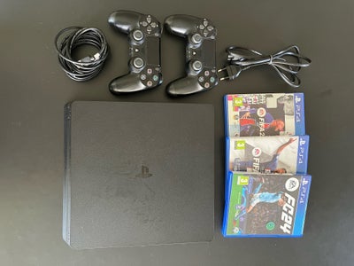 Playstation 4, Slim, Perfekt, Ret ny Playstation 4 slim konsol, to controllere, ledninger og EA FC 2