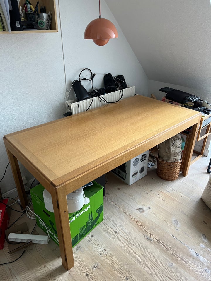 Børge Mogensen Model 6300 Spisebord