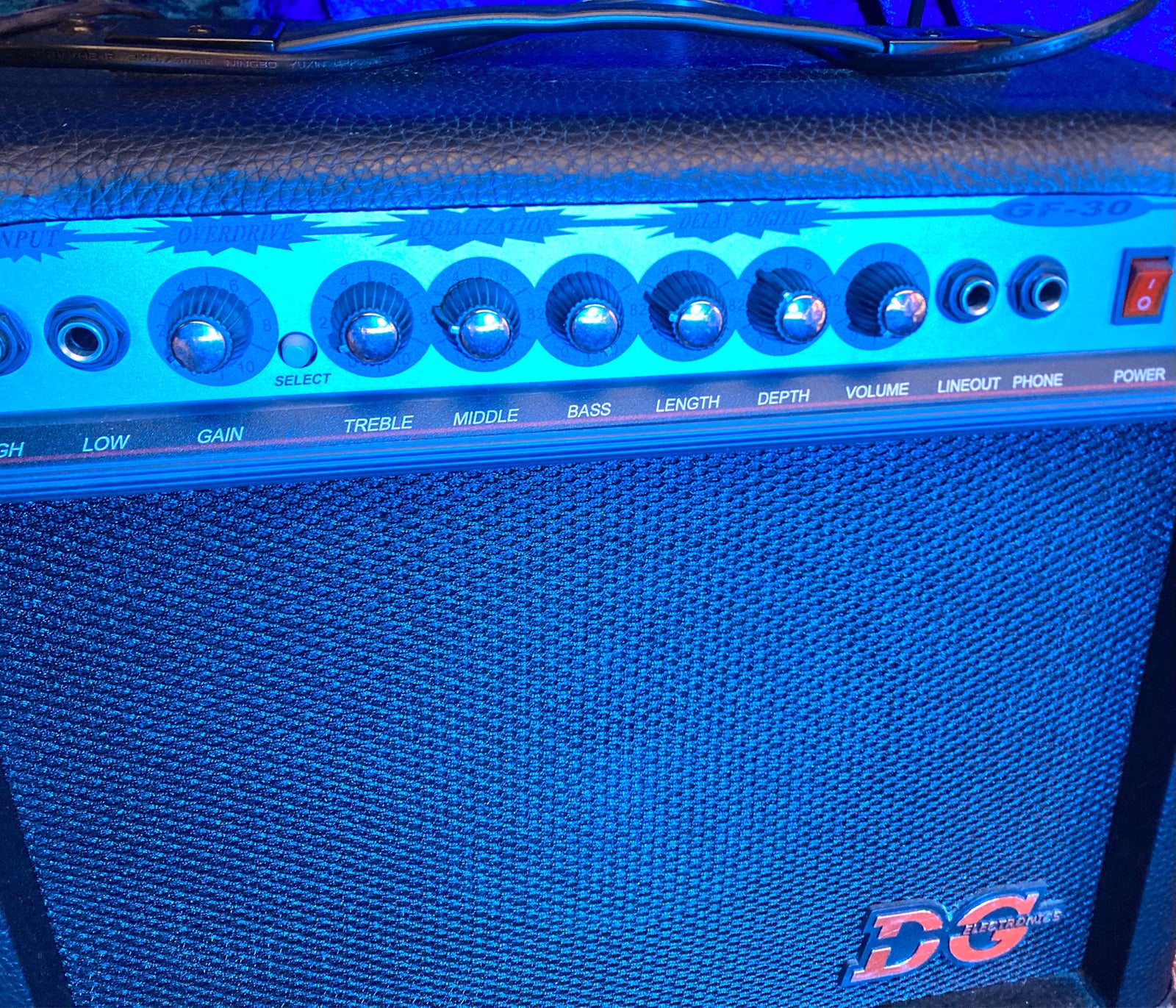 Guitarcombo, DG (DanGuitar) GF 30, 30 W