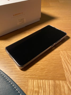Xiaomi 12 5g, 256 gb , Perfekt, NY Xiaomi 12,  67W strømkabel, og originalt gennemsigtigt cover sælg