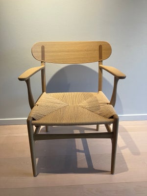 Wegner, CH26, spisebords stol, Wegner CH26 spisebords stol med armlæn: eg, ryg i valnød, naturfarvet