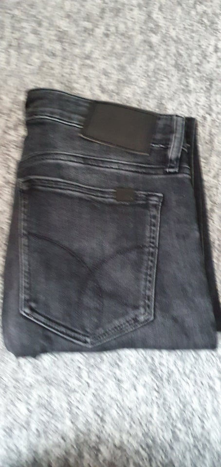 Jeans, Calvin Klein, str. 32