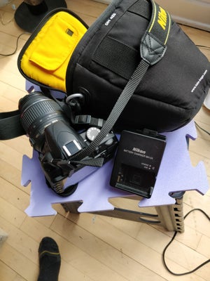 Nikon Nikon D3100 med Objektiv DX, spejlrefleks, 14.2 megapixels, Perfekt, Sælger dette her super læ