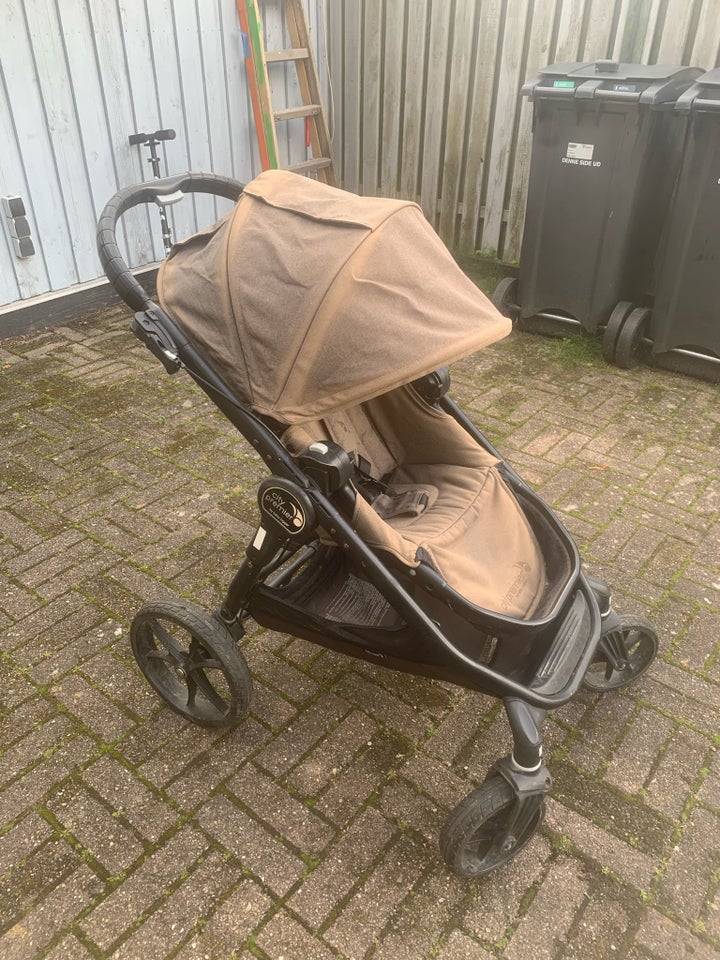 Baby jogger city premier taupe best sale