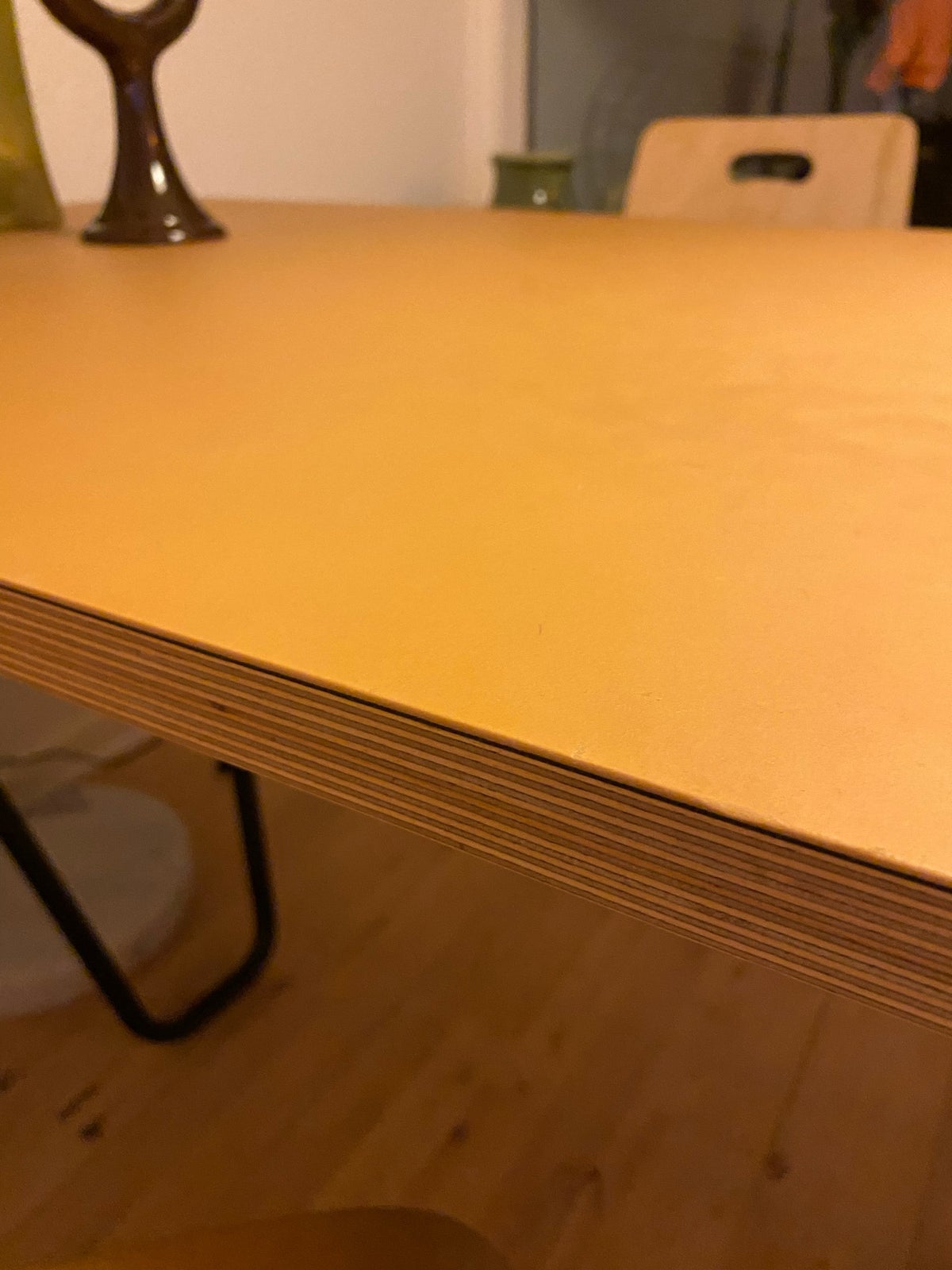 Spisebord, Linolium bordplade på stål ben , L&Z