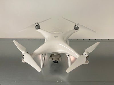 Drone, DJI Phantom 4, DJI Phantom 4 drone; alt virker som det skal. Kommer i originale emballage med