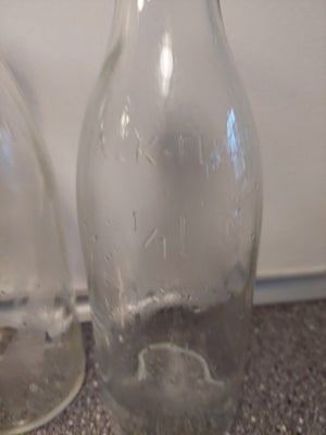 Vase, Gamle fløde- mælkeflasker 1 ltr., Uden skår