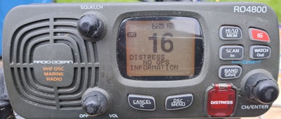 VHF radio med AIS modtager. 
RO 4800 er en god og stabil VHF radio med DSE og indbygget AIS modtager