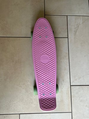 Skateboard, Penny Board, Penny boardet har pastelfarver og køre godt:)