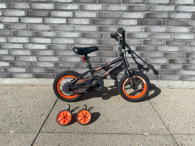 Unisex børnecykel, BMX, Fin børnecykel med støtte hjul (kan monteres ved aftale). God som barnets fø