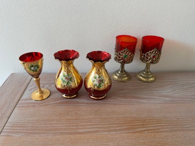 Andet, glas, vaser, fyrfadsstager, 2 ens vaser Højde 11 cm og et lille glas 11 cm, sælges samlet 45 