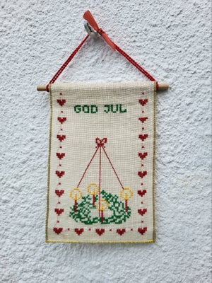 Broderet juleophæng, Gamle julebroderier  - juleophæng - adventskrans, GOD JUL. 

Ca 17x24 cm målt u