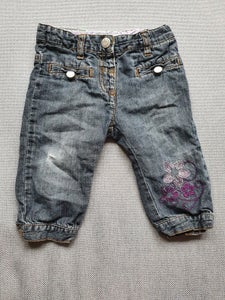 Skab Kedelig indendørs Find Hullede Jeans på DBA - køb og salg af nyt og brugt