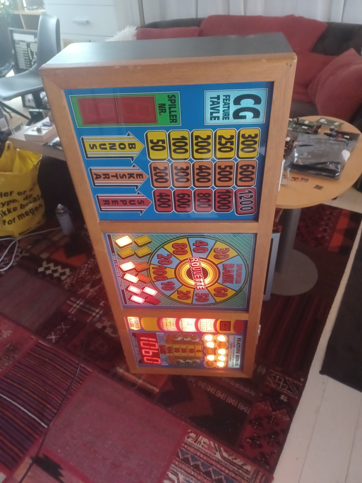 Lykkehjulet og mønttoptavle, spilleautomat