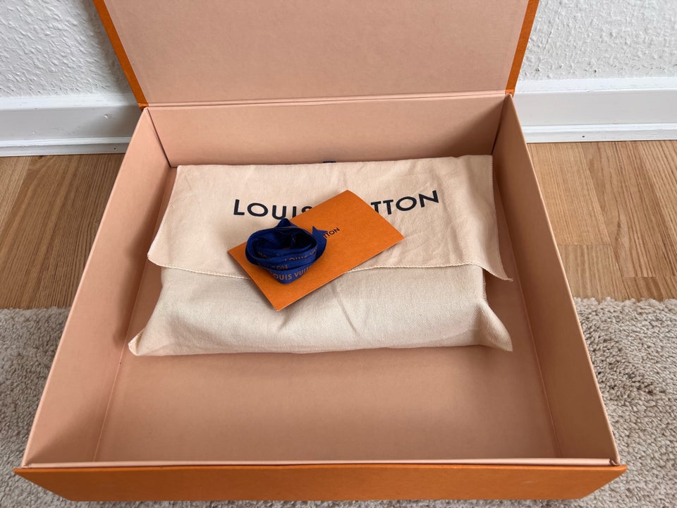 Clutch, Louis Vuitton