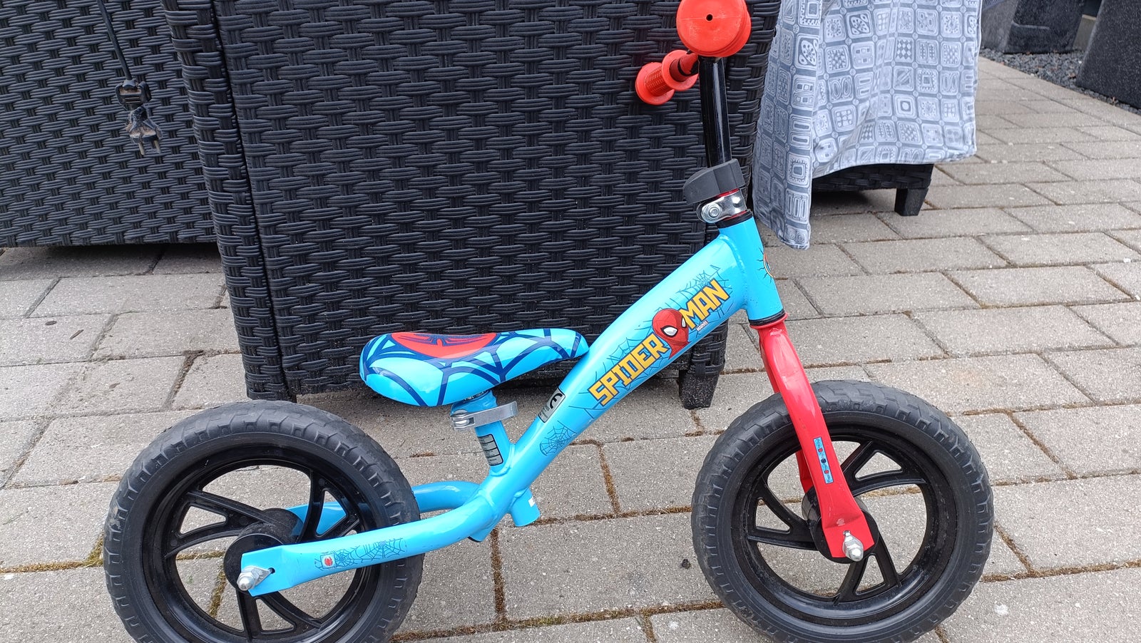 Unisex børnecykel, løbecykel, Spiderman