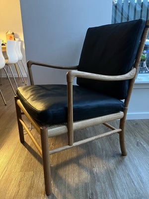 Wegner, Comonial chair, Stol, Elegant og let stol i eg og sortlæder. Den er helt ny. 
Fejlkøb. 