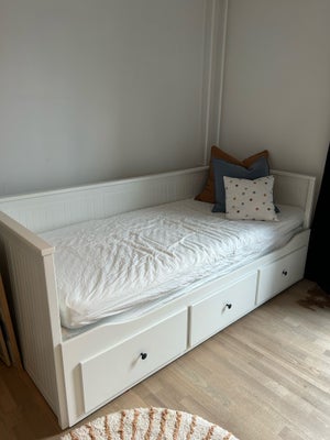 Sovesofa, IKEA HEMNES, Klassisk seng / Sovesofa, der kan slås ud til dobbeltseng. Inkluderer tre rum