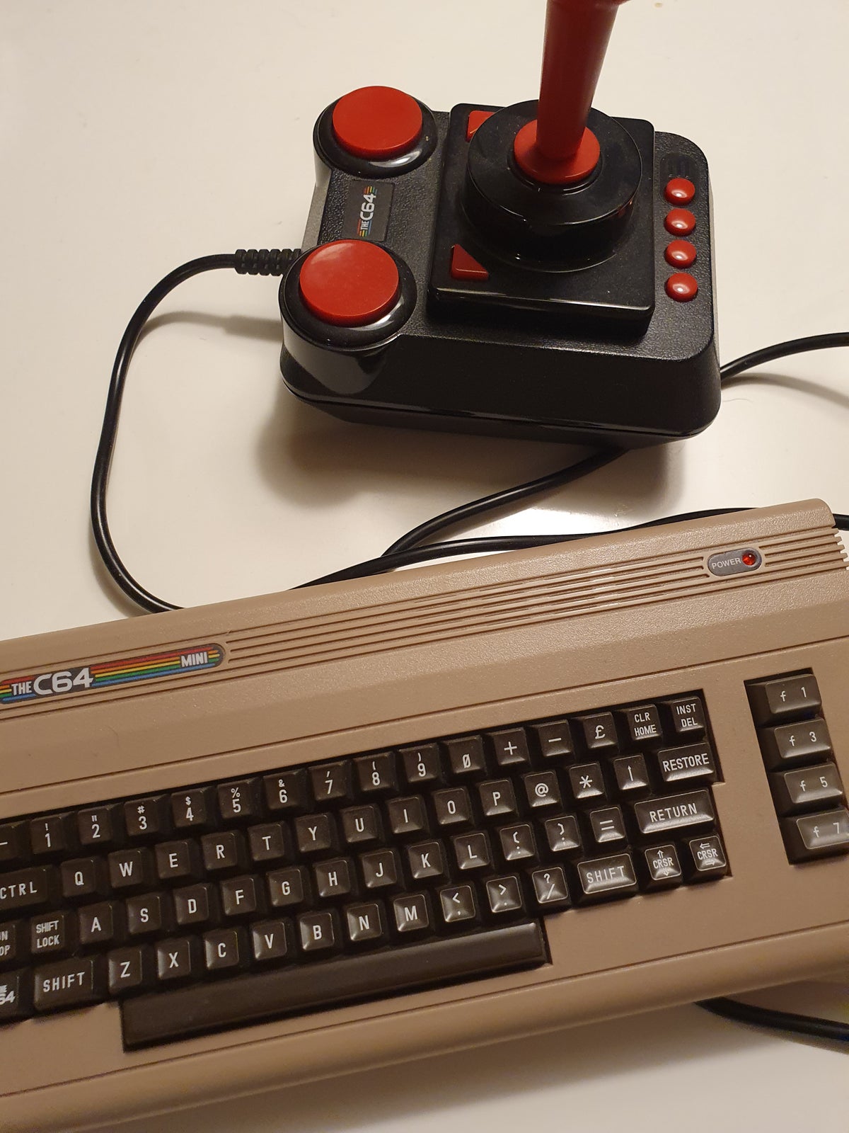 C64 Mini, spillekonsol, Perfekt