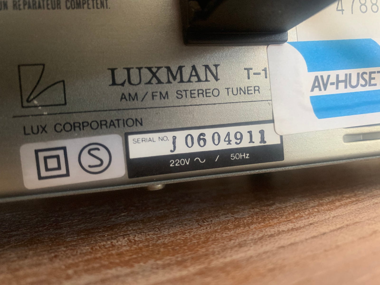 Tuner, Luxman, T-1