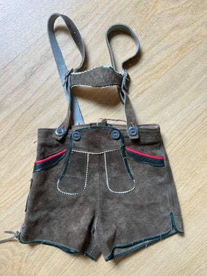 Lederhosen, Ægte Lederhosen i læder fra tyske Astrid Bauchmüller Lederhosen. Mine børn har brugt dem