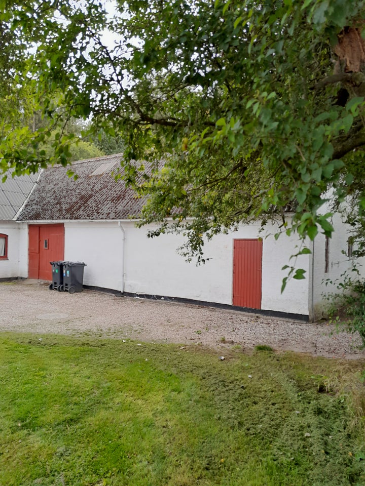 5771 landejendom, 92 m2, 7600 m2 grund