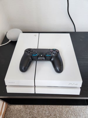 Playstation 4, God, Sælger denne ps4 da vi ikke for den brugt, og vi står og mangler penge. Spil kan