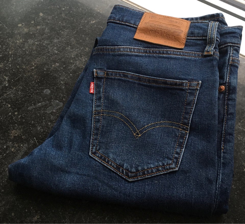 Jeans, Levi Strauss & Co, str. 31