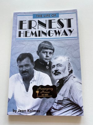 The life of Ernest Hemingway, Jean Kalmes, genre: biografi, Engelsk tekst. 
Pæn og velholdt. 
Placer